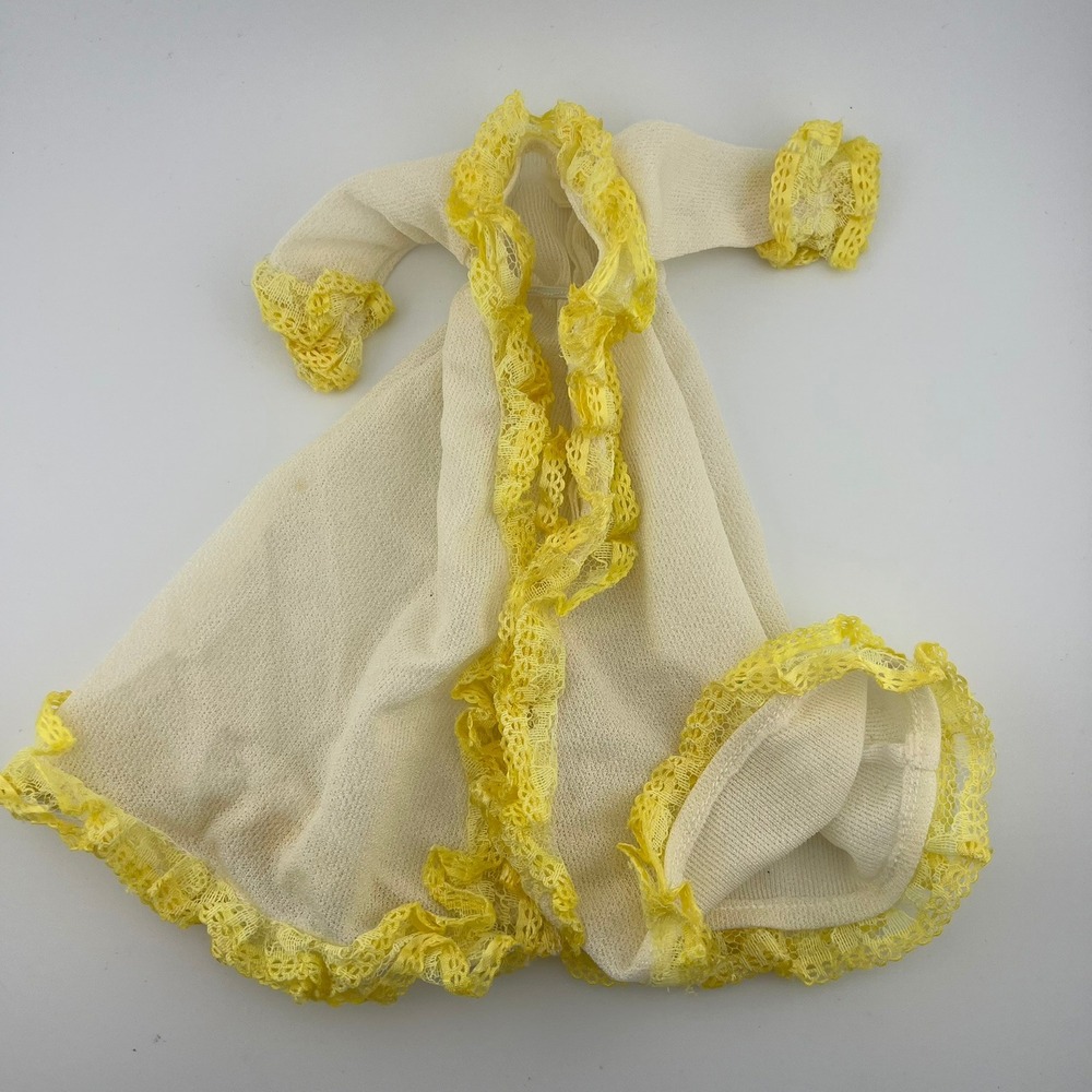 Vintage Barbie Yellow Sheer‎ Robe Lace Trim Sleepwear No Tag 1960s Style